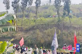 四川长宁中学组织高三学子远足，解锁“宝藏”校外劳动实践基地图片