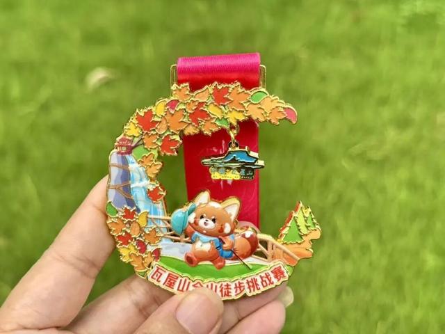 @所有游客！兰溪绝壁栈道10月9日起关闭！抓住国庆假期速来打卡“世界最高瀑 — 兰溪瀑布”！