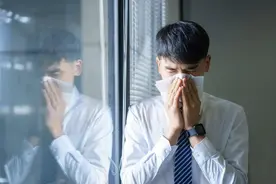 家中出现小霉点，身体可能要遭殃！千万别大意→图片