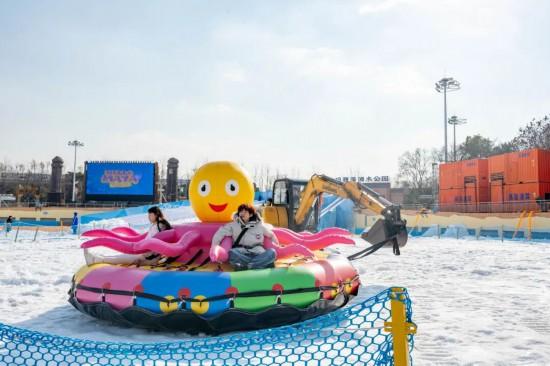 承包冬日浪漫！上海10000＋平方米真雪秘境开园