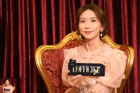 50岁林志玲穿粉裙颁奖，回应如何保持年轻状态：乐观心情、多运动、饮食均衡图片