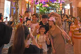 月满香江 天涯共此良宵——香港举办多项活动庆祝中秋佳节图片