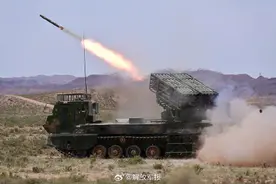 看炮兵分队火力全开！图片