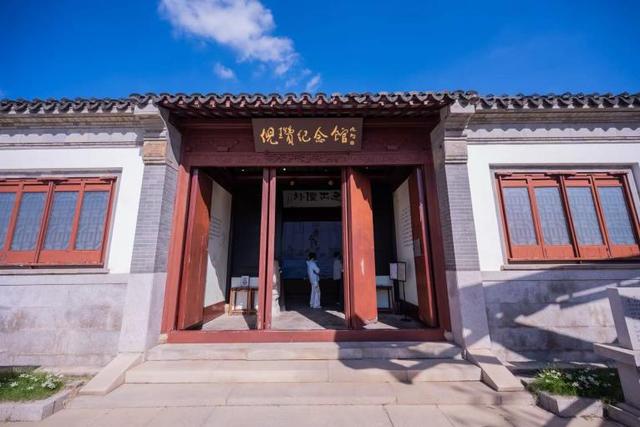 秋行锡山：在古今脉络里解读文化密码