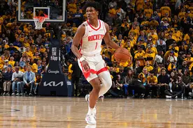 曝火箭已明确告知其他球队阿门·汤普森为非卖品图片