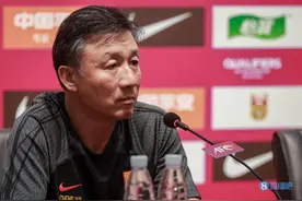 媒体人：国奥队建队四年，打中乙、克甲，但水准完全让人无法接受图片