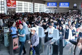 国铁北京局国庆、中秋假期铁路运输即将启动图片