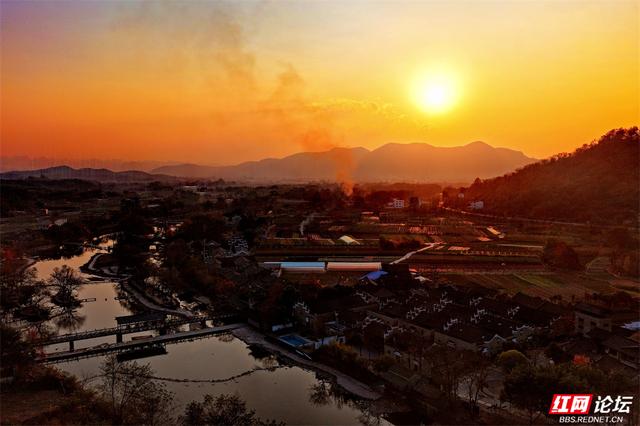 最治愈的风景：是东漓的夕阳，也是村口升起的炊烟