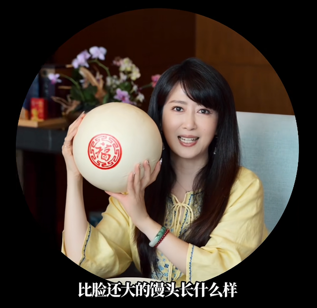 除了任嘉伦、陆毅、孟庭苇，还有谁在打卡青岛？快来get你的明星同款~