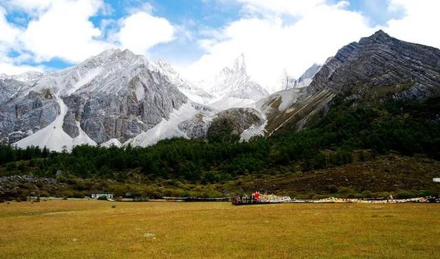 美上央视的秋景，这十条路线请你选！