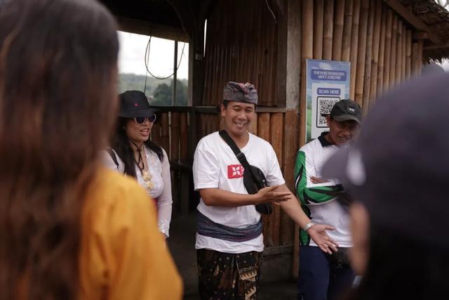 受够了网红打卡的旅行者，靠Airbnb的「小众游」续命