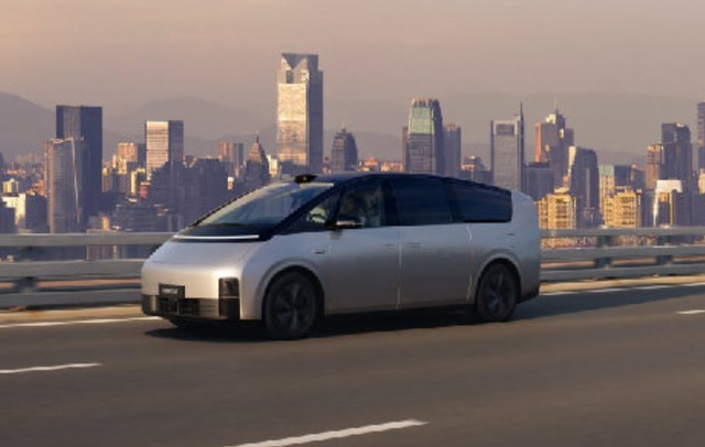 TechWeb一周热点汇总：理想汽车向上海MEGA起火事故车主致歉，OpenAI股改落定