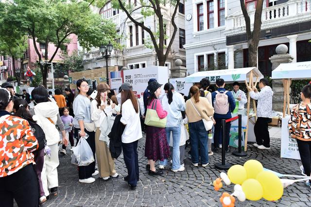 东湖评论：来一场Citywalk，以低碳生活遇见城市烟火