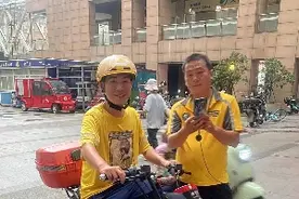 月入2万元 ！外卖小哥拼成“单王” ，透露抢单“秘诀”图片