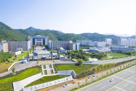 南阳职业学院：实施“魅力南职·五彩党建”工程，引领学校事业高质量发展图片