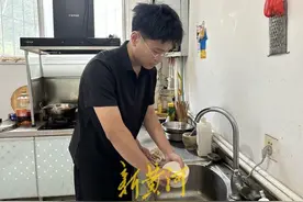 18岁男孩以644分考上大连理工大学：本硕连读，赚钱后想带父母去看病图片