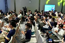 智创观察：在深圳这里，AI技术早已从娃娃抓起图片
