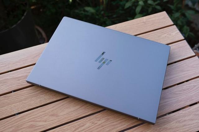 轻薄本也能比肩移动工作站 惠普ZBook 8 G1a 14 锐龙版测评