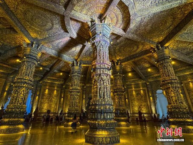 老挝艺术博物馆：“朽木”赋新生 展现老挝历史文化