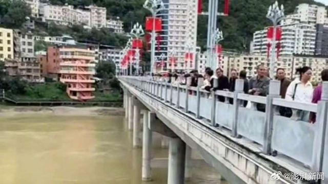 别让跳河的痛成了键盘断案的“瓜”