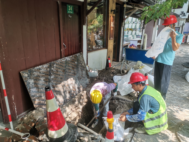 朱家角古镇现“果冻河”：破解“水乡无水清”，争创5A成关键契机