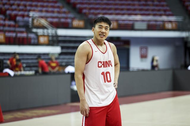 王俊杰说亚洲杯后续目标是冠军