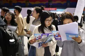 北京启动高校毕业生就业服务季，14场校园专场双选会同步举办图片