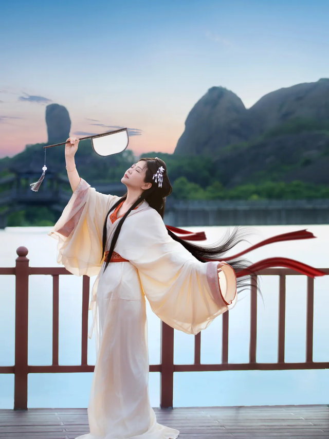 撕碎网红滤镜、废掉门票依赖，这座景区凭什么成为文旅圈的 “清流样本”？