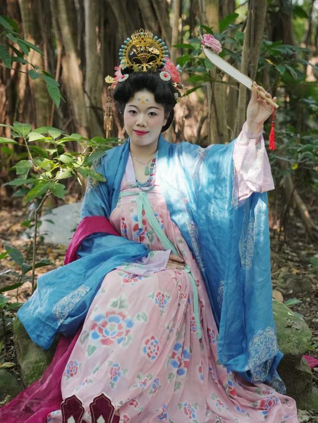 就在防城港！不容错过的踏浪观潮、观赏参天古树一个好去处