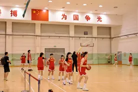 中国篮球的希望，U18女篮、U17男篮全力备战国际大赛图片