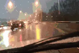 雨天行车技巧，您了解多少？图片