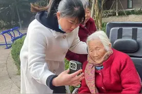 四川自贡高新区：线上线下齐发力 温暖服务零距离图片