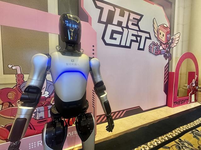 AI的新拐点：具身智能何时迎来属于它的“ChatGPT时刻”？