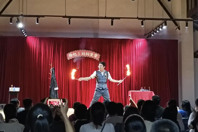 免费享文化！莲都公益脱口秀火了