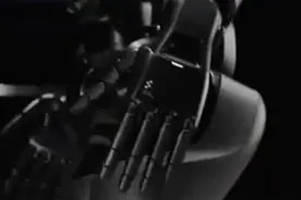 “行走的ChatGPT”？Figure 02人形机器人史上地表最强？ | 科技整活儿图片