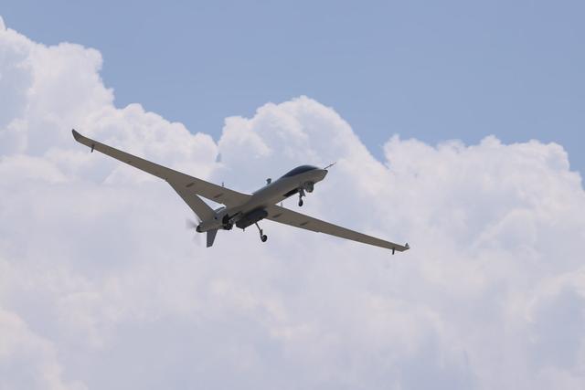 彩虹无人机多款明星机型亮相2025南昌飞行大会