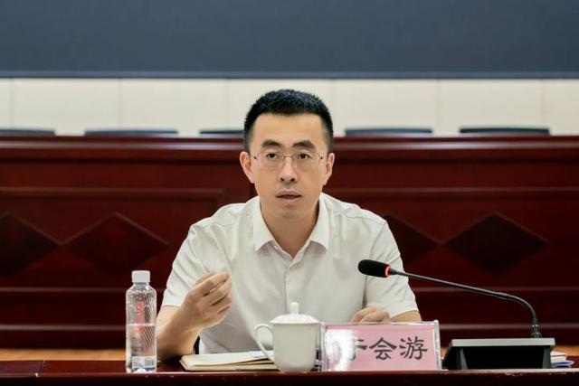 “老城区”如何实现万象更新、焕然一新 于会游实地调研万象街道