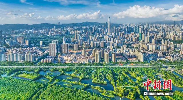 人这一辈子，一定要去一趟深圳！