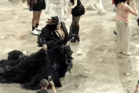 离谱！新加坡演唱会门票有多贵？LadyGaga3万，霉霉5万，火星哥4万图片