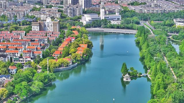 时政微观察丨建设人民城市，致广大而尽精微