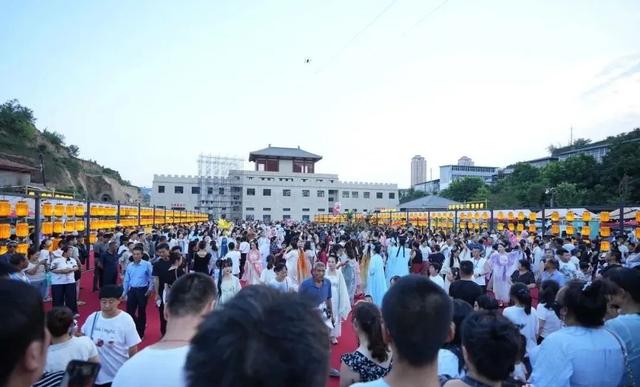 庆城县“岐黄周祖·一脉相承”文化盛典盛大举行，10万余民众共襄千年传承
