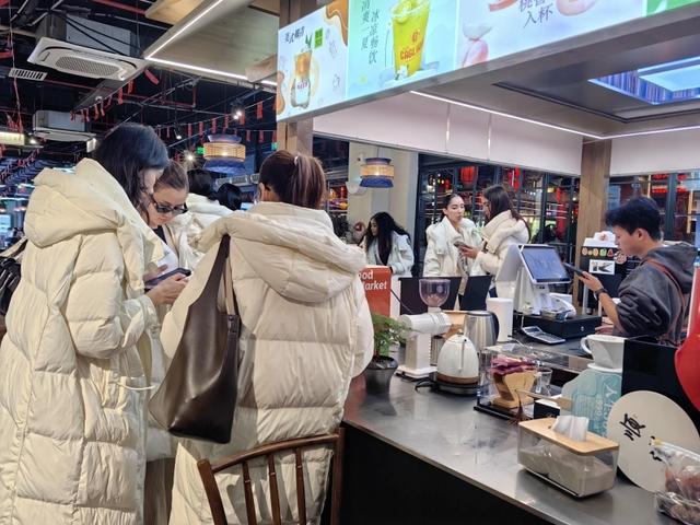 “贵阳，我们来了！”国际友谊小姐抵筑