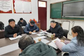 山东聊城东昌府区郁光小学召开2025年春季开学全体行管人员会议图片