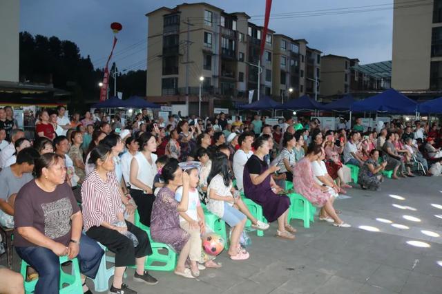 清凉宽阔·夏日村市丨宽阔活动周精彩继续：“晚风音乐趴”点燃夏夜热情