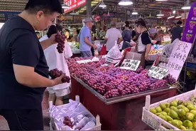 半岛调查丨秋季水果大量上市，秋月梨、无花果等价格回落图片