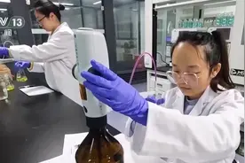 多方面保护“水中大熊猫” 中华鲟生态环境得到改善图片