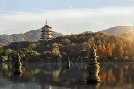 杭州秋季旅游旺季来临，中秋游西湖别忘申领“西湖通”图片