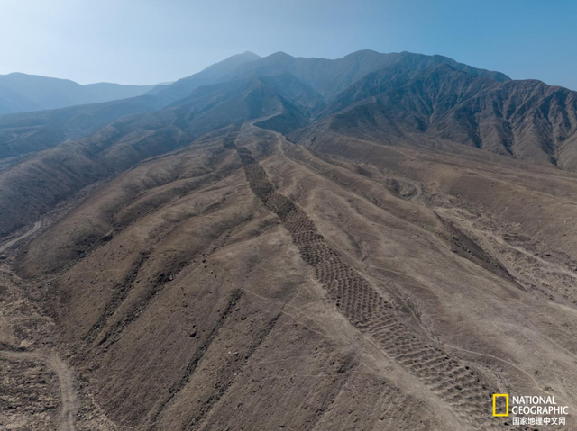 秘鲁山脊数千密密麻麻的孔洞，竟是印加人的账本？