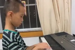 视频：钢琴曲《龙的传人》｜烟台中小学生“才艺秀”作品选登图片