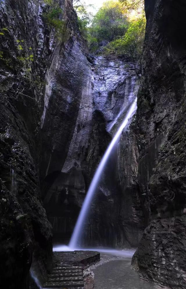登山游涧、品茗听戏，这个宝藏度假地总有一瞬打动你→